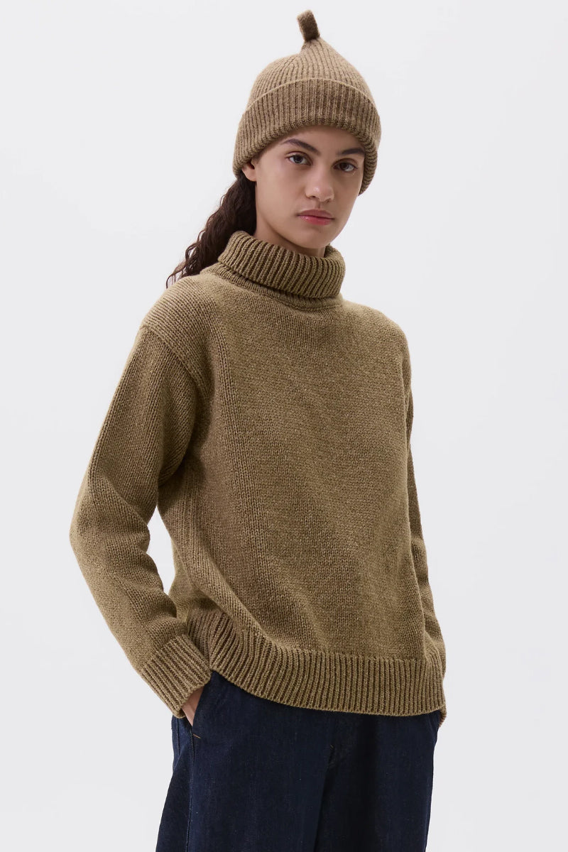 MHL Simple Ribbed Beanie British Wool - Olive