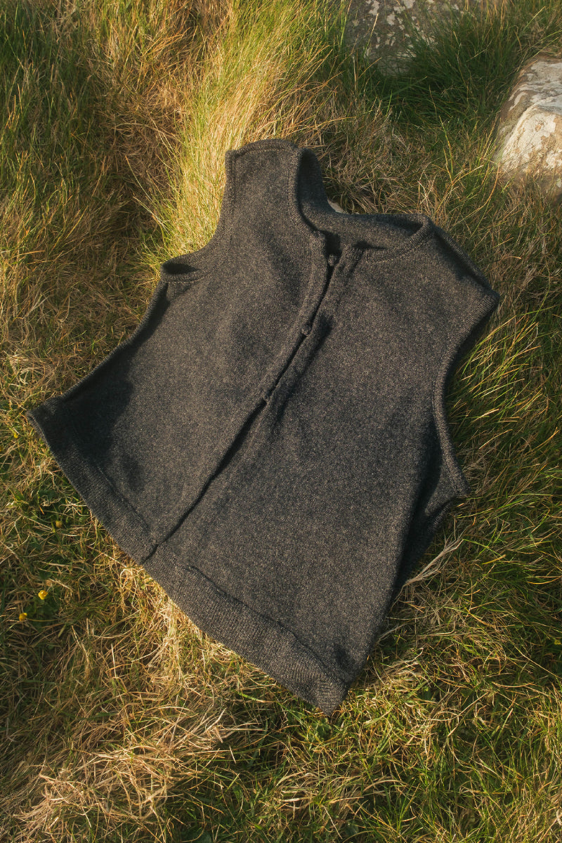 Anna Rave 3 Button Vest - Charcoal