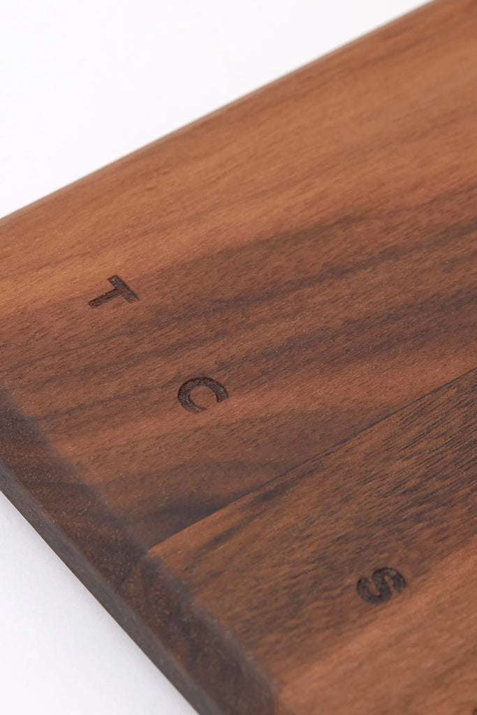 Walnut Handle Chopping Board (40x18.5cm)