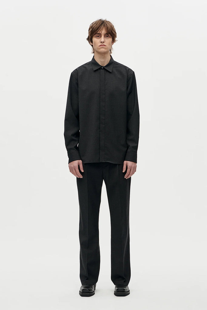 Essential Shirt - Charcoal