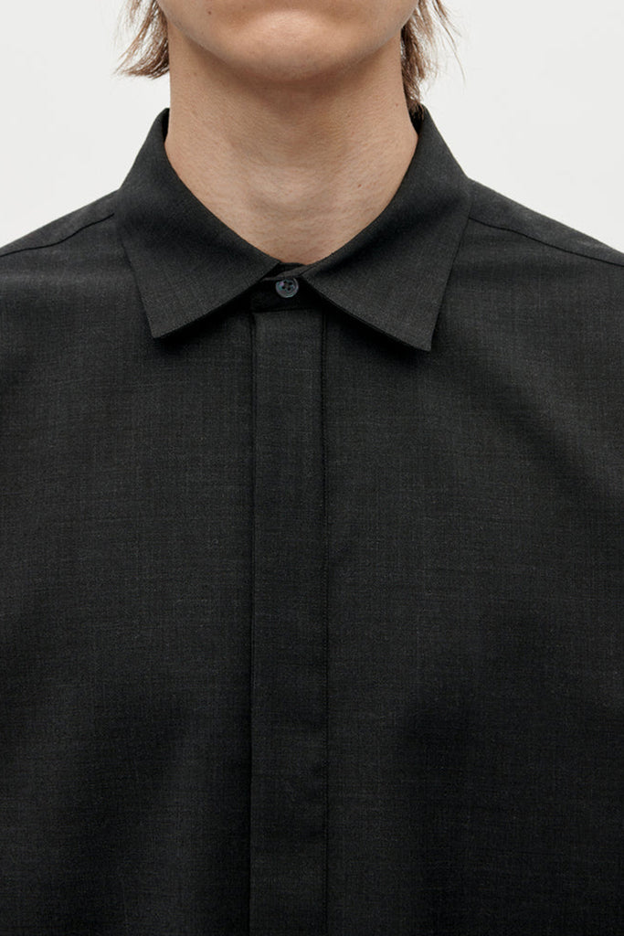 Essential Shirt - Charcoal