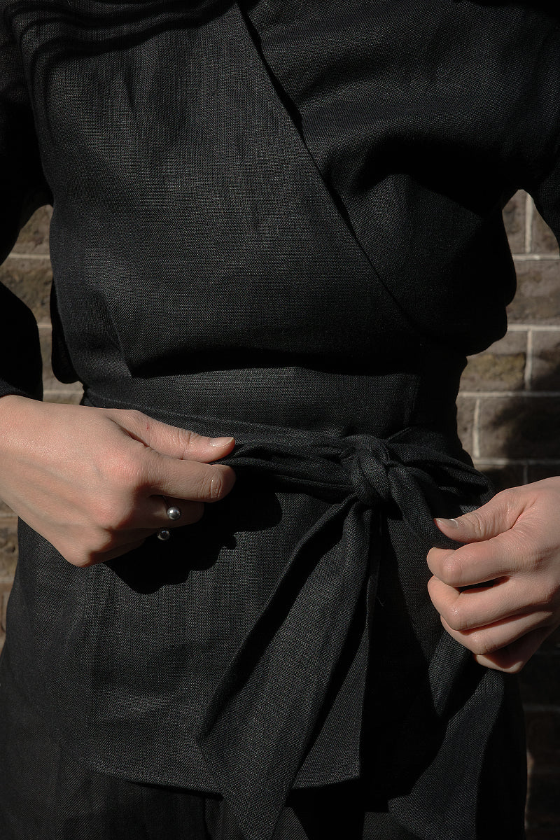 Irish Linen Wrap Top - Black