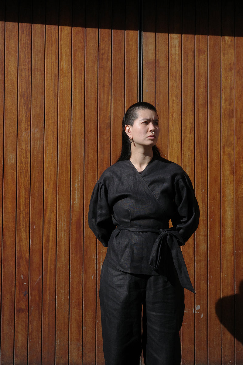 Irish Linen Wrap Top - Black